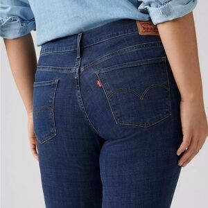 NWT Levi's Women's 311 Shaping Skinny Blue Jeans, 34 (18 Short)